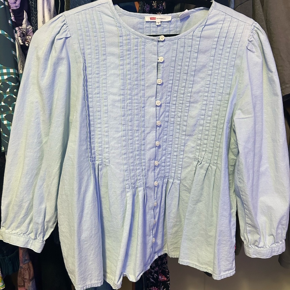 Levi’s light blue peasant blouse
